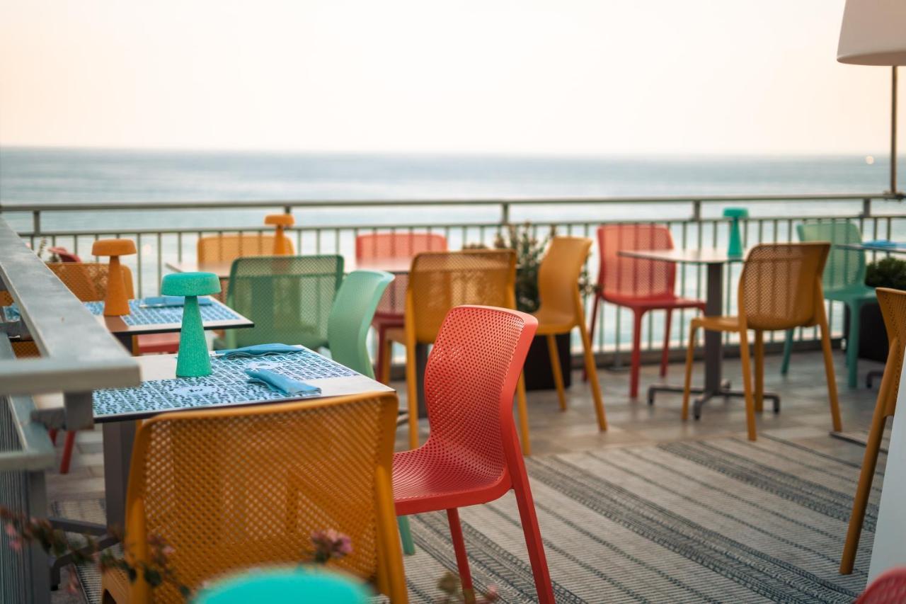 Hotel Jolly Roger Pietra Ligure Exterior foto